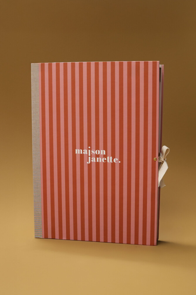BOOK MAISON JANETTE